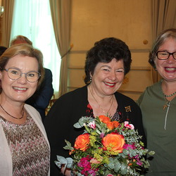 Eveline Kölbl (GF FV Steiermark), Sissi Potzinger und die aktuelle Vorsitzende des steirischen Verbandes Cornelia Pernkopf